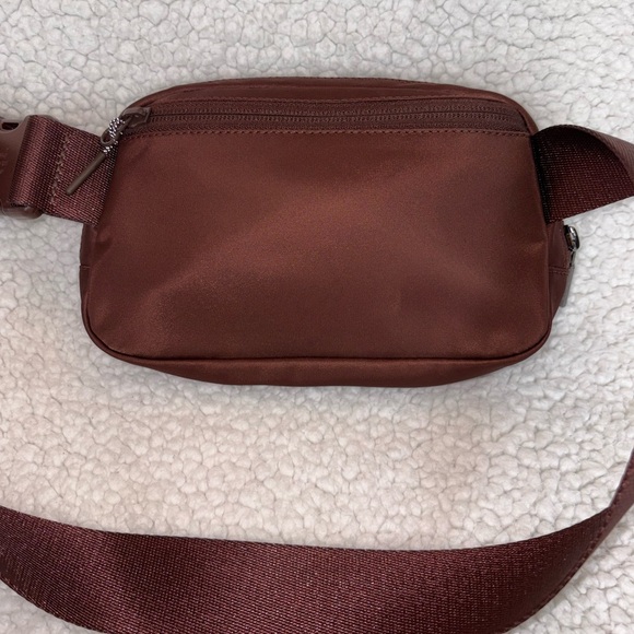 Lululemon belt bag - Picture 3 of 3